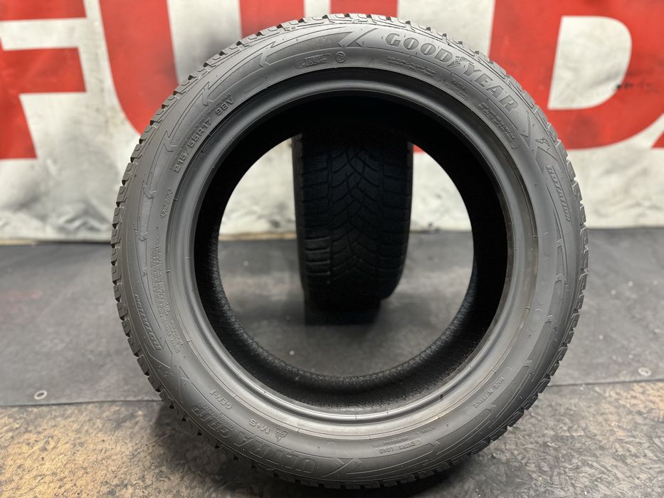 215 55 17, Зимни гуми, Goodyear UltraGripPerformance, 2 броя