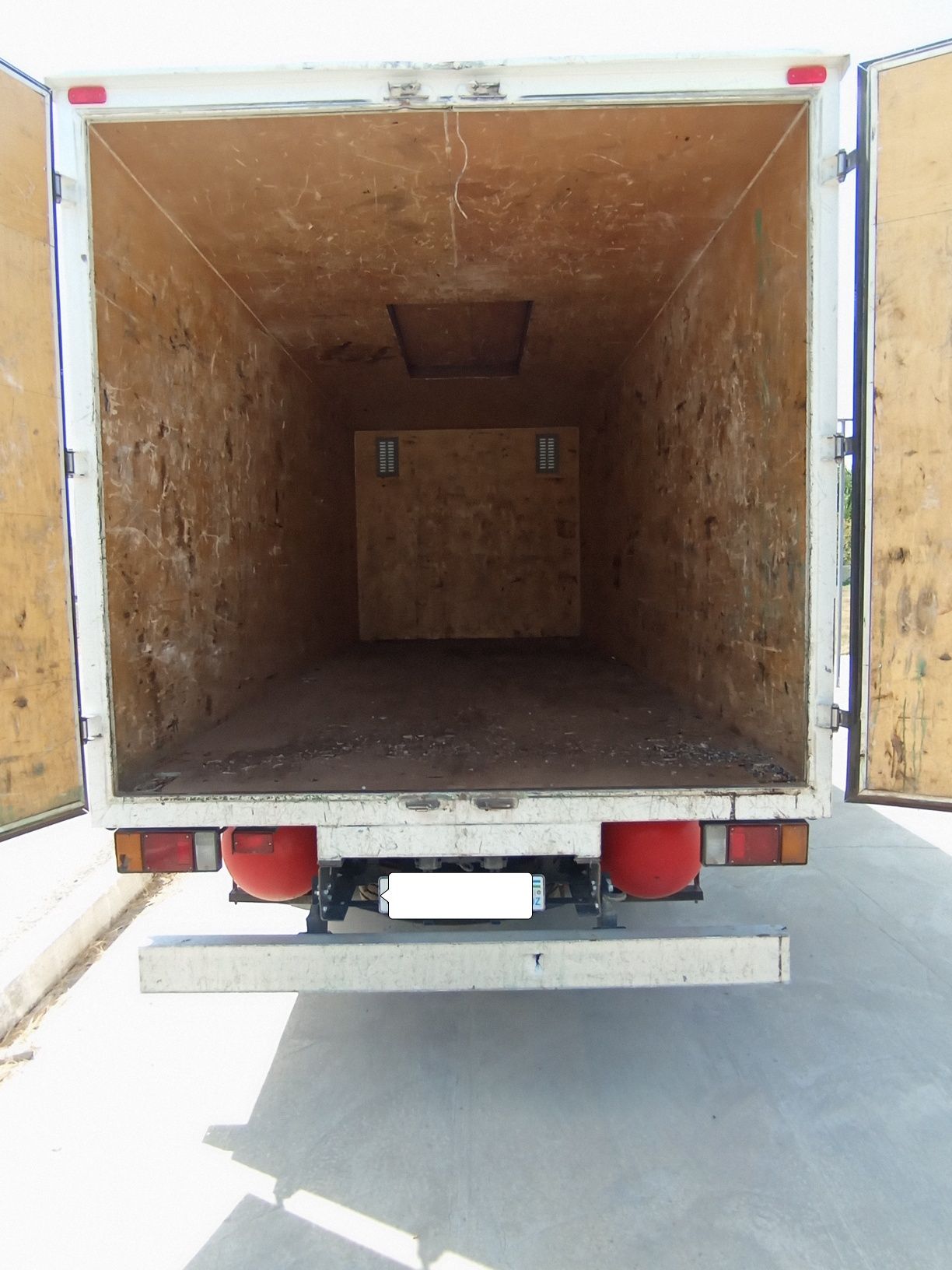 Isuzu 90 COMFORT
