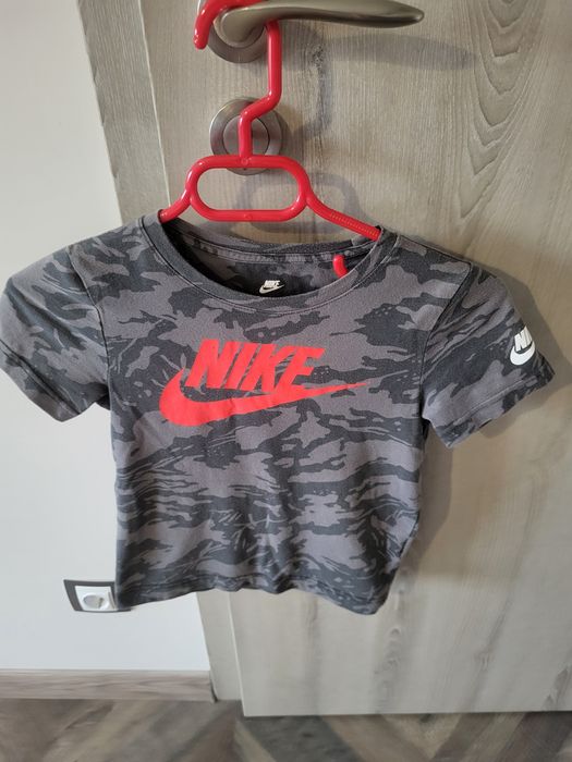 Тениска Nike 116-122 6-7 г