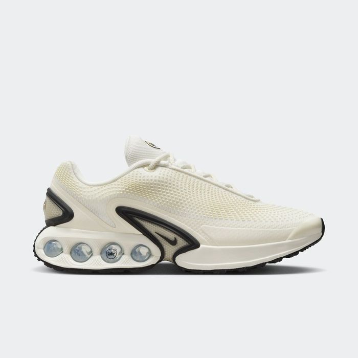 Оригина.ни нови маратонки Nike Air Max Dn