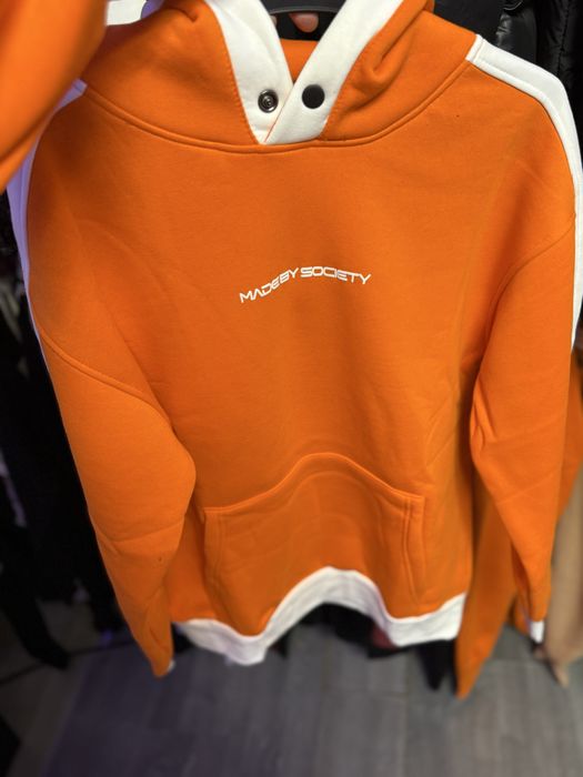 Compleu Made by Society