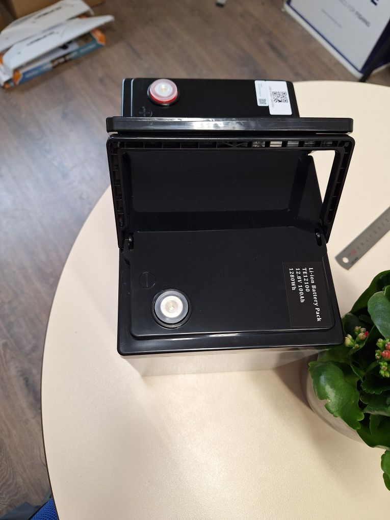 Акумулатор LiFePo4 12.8V 100Ah Bluetooth