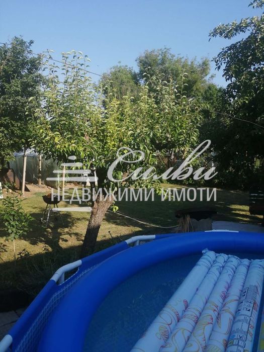 Двуетажна ТУХЛЕНА къща с ГАРАЖ - с. Мадара