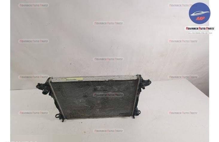Радиатор За Вода / Radiator Za Voda Ауди Q7 / Audi Q7 4M [ - ] Радиато