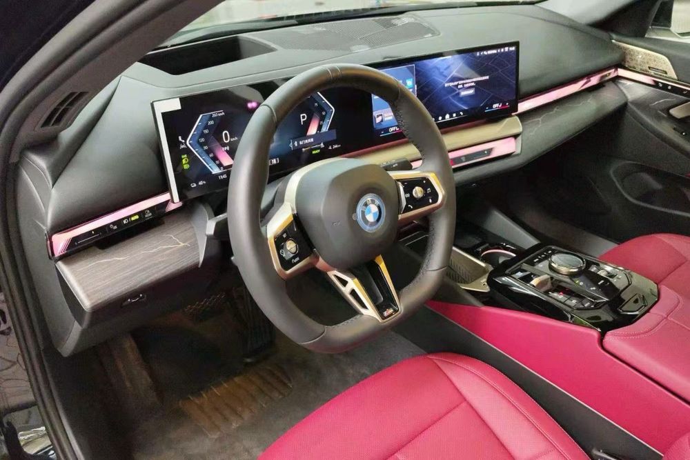 BMW I5. 50 L   2 ta Matorlik  Full Pozitsa Zakazga Olip Kelamiz