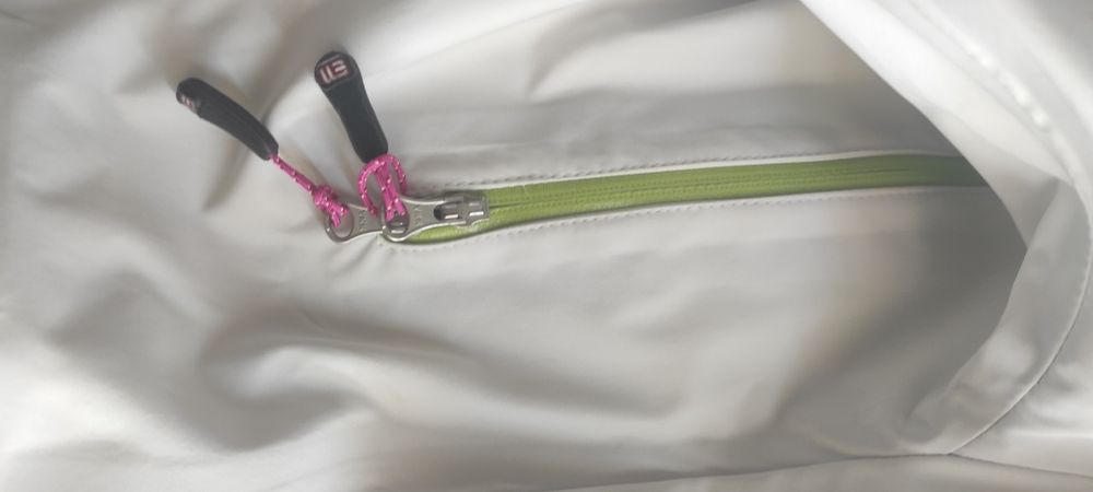 Geaca dama  impermeabila e11 - 3 layere