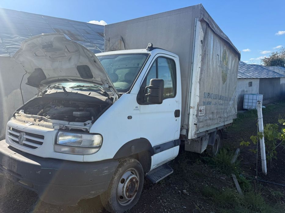 Dezmembrez Renault Mascott 2.8 110 cp motor cutie punte cabina pompa