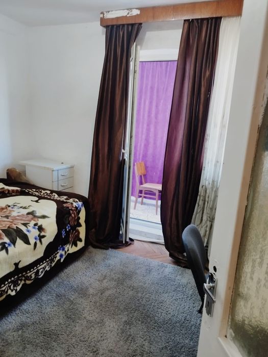 Persoana fizica - Apartament de Închiriat