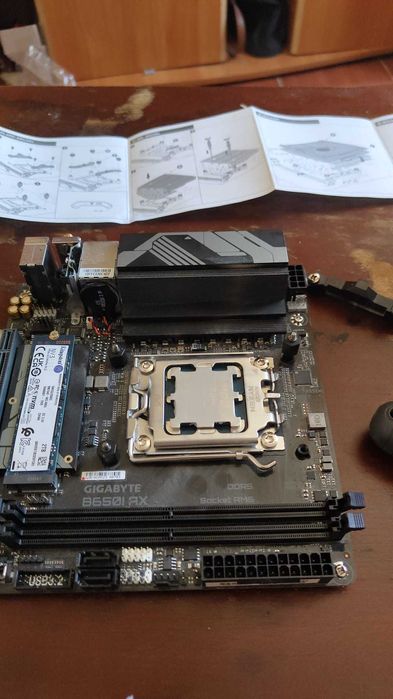 Procesor AMD Ryzen 5 8400f AM5