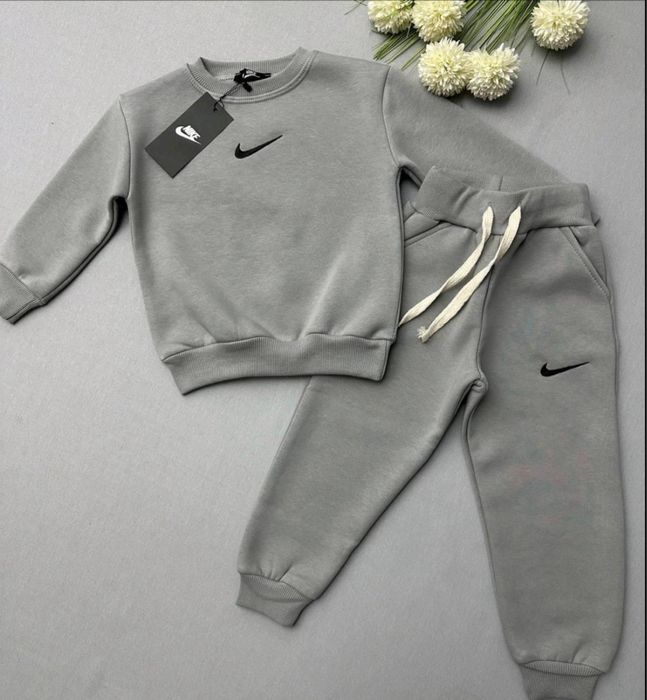 Спортен екип/анцунг от две части за деца и бебета