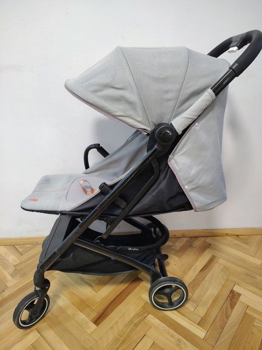 Лятна количка Cybex beezy