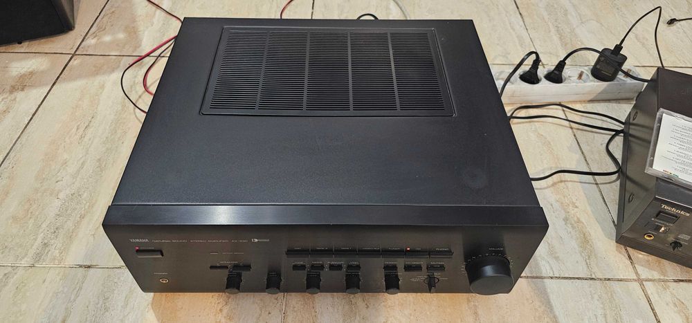 Amplificator Yamaha AX-1070 sau Yamaha AX-930, cu test video. Cititi!