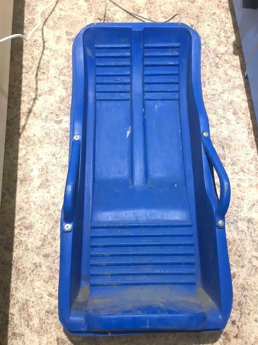 продам сани пластиковые