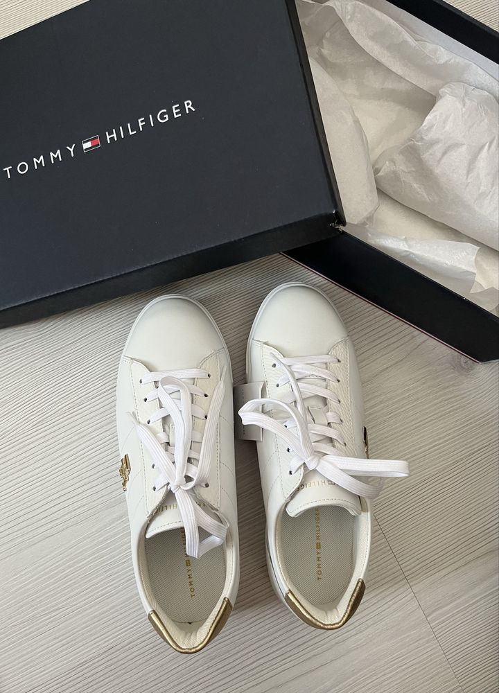 Сникърси Tommy Hilfiger