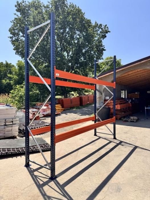 Rafturi metalice depozitare marfa industriale