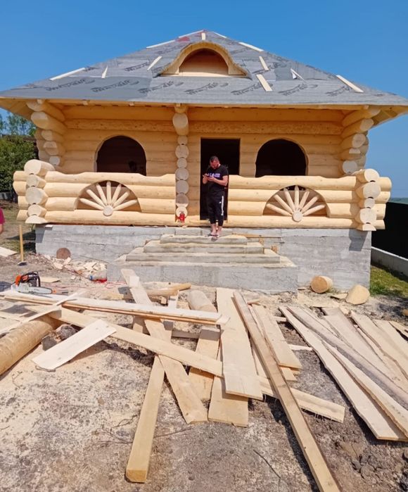 Facem case din lemn rotund