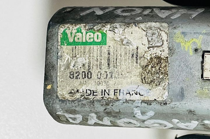 Motoras  Valeo stergator haion Renault Laguna prima generatie (faceli
