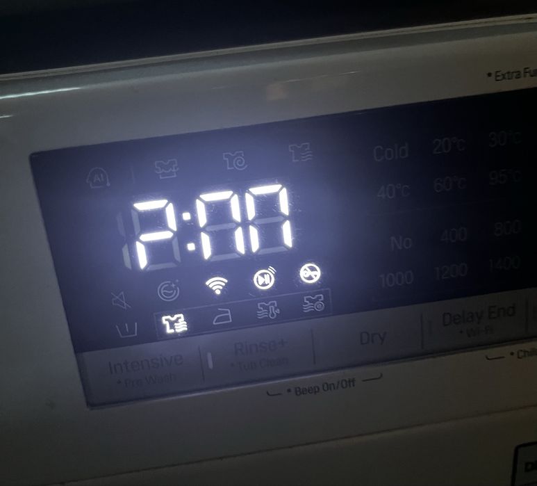 Masina de spalat rufe cu uscator LG