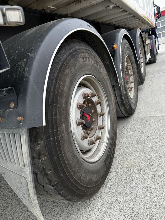 Semiremorca Wielton 33,5 MC