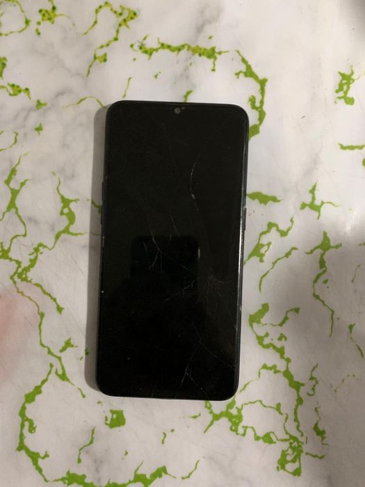 Oppo A5s на запчасти.