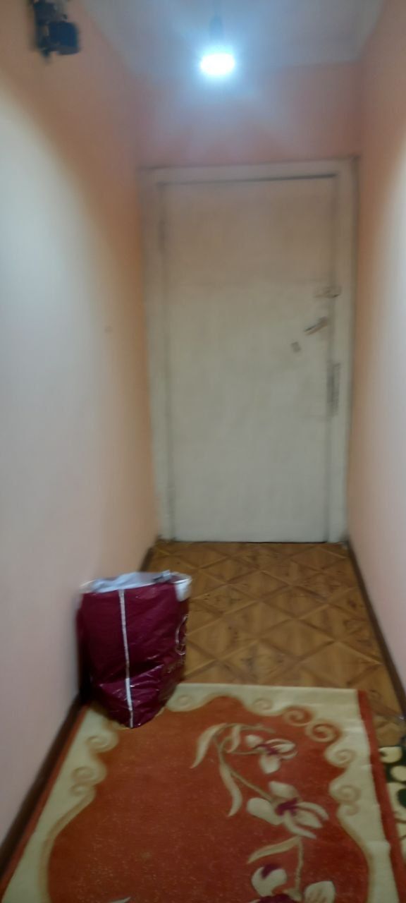 Srochna 2 Xonali Kvartira Ijaraga Topshiriladi. Metro 4 Bekat Oldida