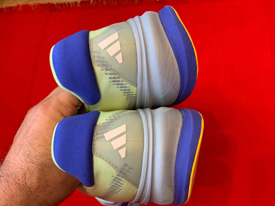 Adidas supernova-оригинални маратонки 49 размер