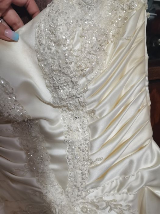 Vând rochie de mireasa.