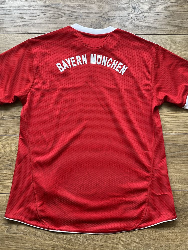 ADIDAS - Bayern Munchen : Байерн сезон 2009/2010  размер М / Оригинал