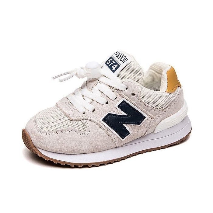 Детские кроссовки