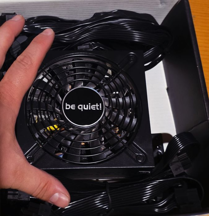 Sursa gaming Be Quiet SFX L putere 600W Gold full modular la cutie