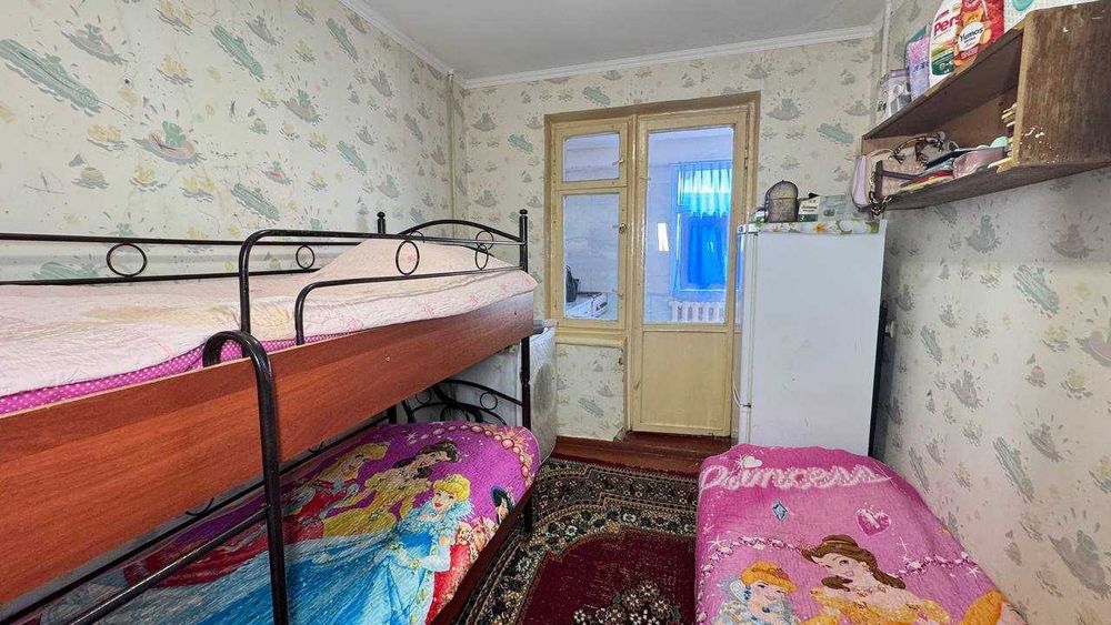 Заканал Садаф тўйхона 2 хонали квартира сотилади.ID:1145