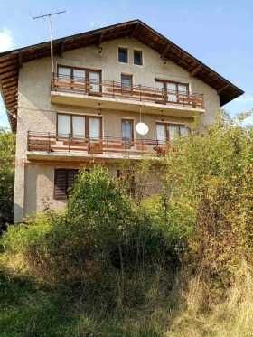 Продавам къща с. Люлин обл. Перник