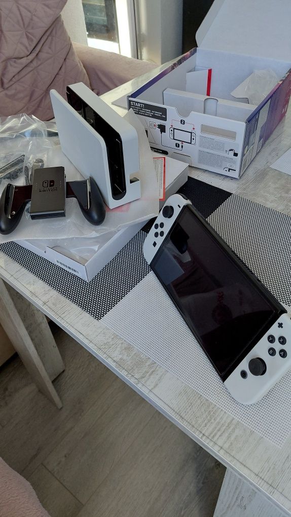Nintendo SWITCH *OLED*