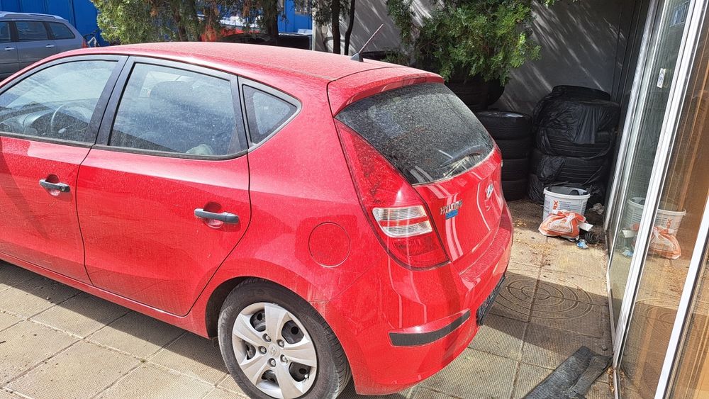 Hyundai I 30 На части 1.4 бензин