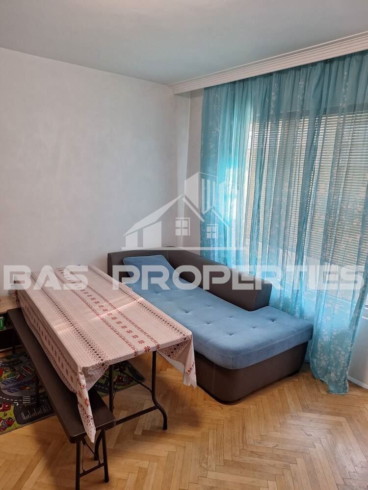 3-стаен в София-Красна Поляна площ 90