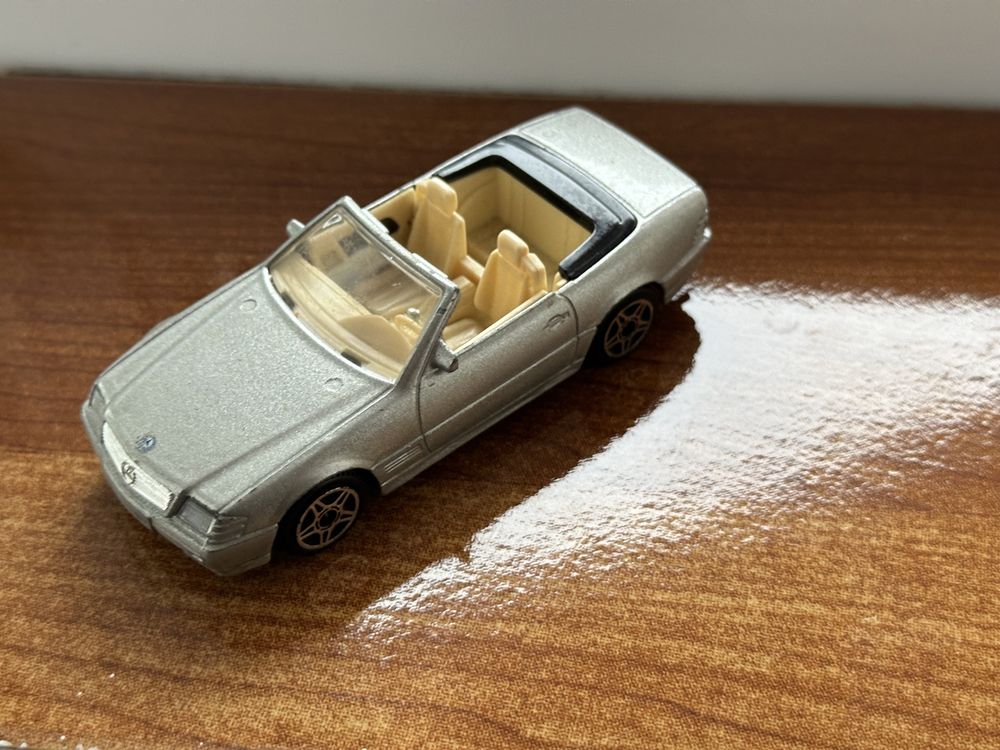 Mercedes 300SL burago 1:43