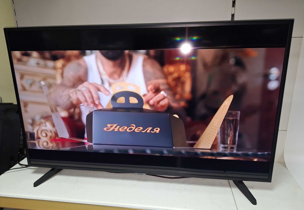 43" Smart 4K Tv Samsung телевизор
