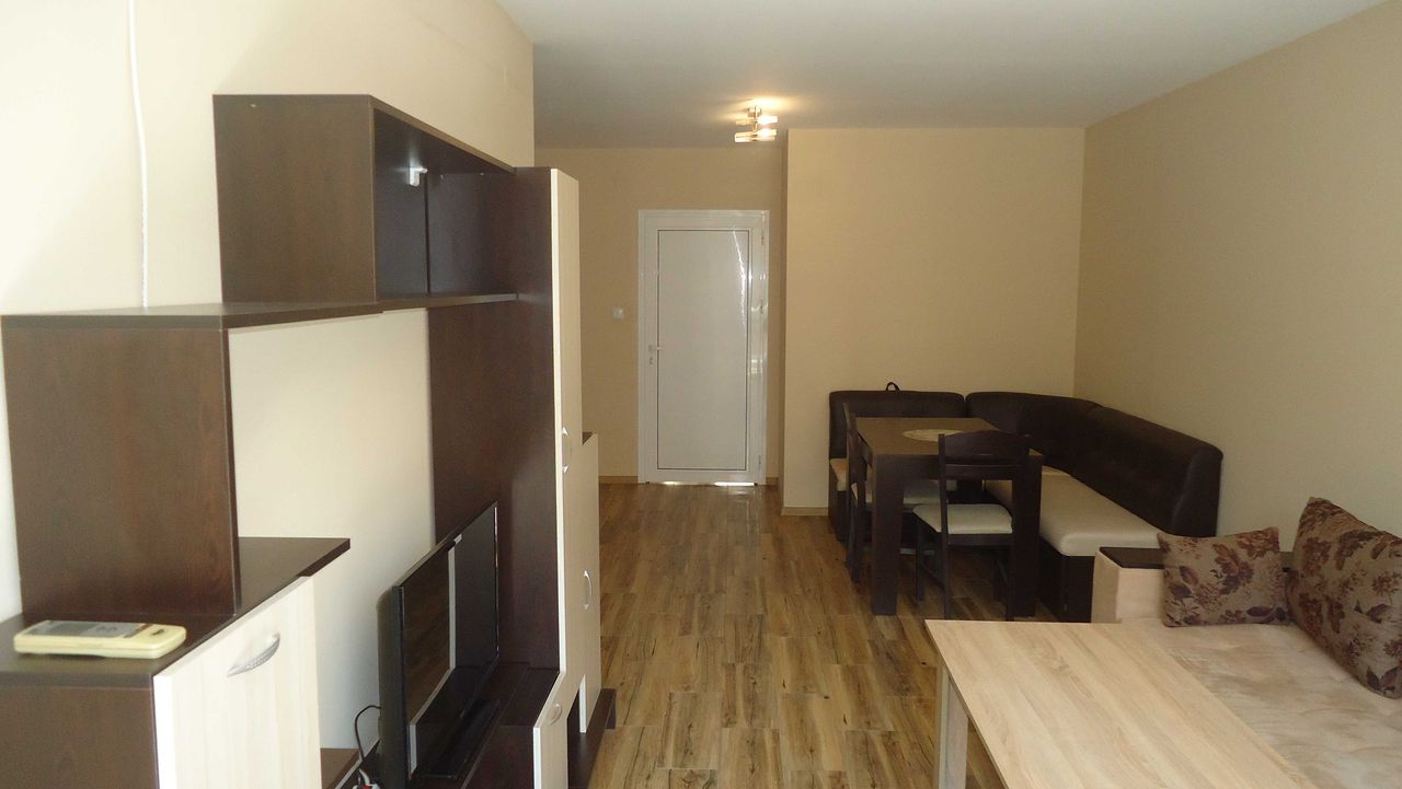 Продава се Тристаен апартамент в Стара Загора, Център - 100 кв.м за 1165 €/кв.м - Снимка #2