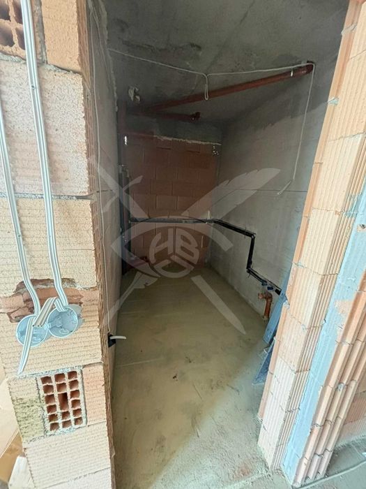 Продава се Двустаен апартамент в Варна, Кайсиева градина - 60 кв.м за 1159 €/кв.м - Снимка #4