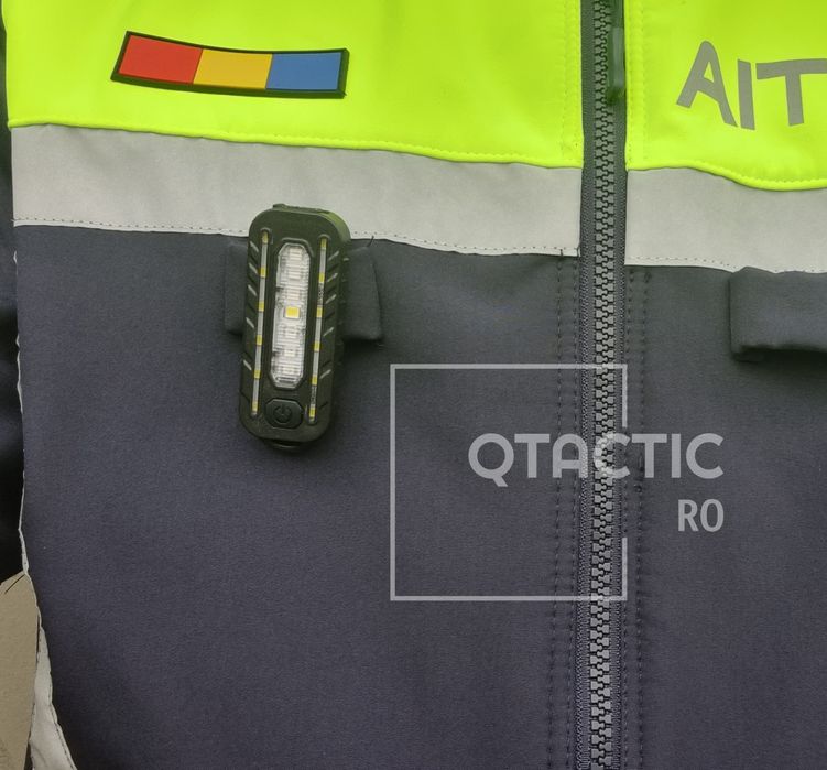 Mini Lanterna Tactica cu clip de prindere - 5 moduri de iluminat