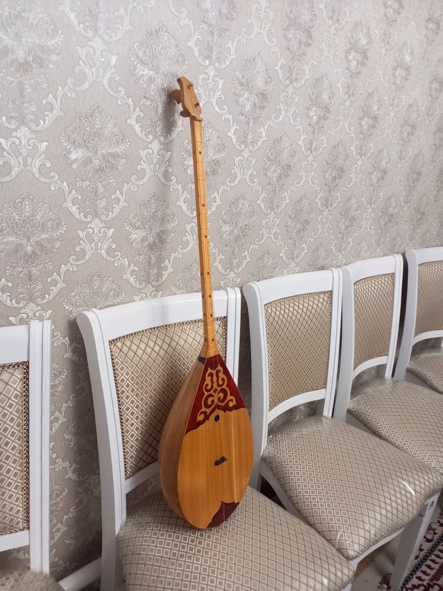 Домбыра Әуесқой жақсы сапада