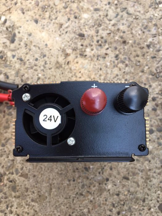 Invertor de curent 1000W -24V- ( tir,auto)
