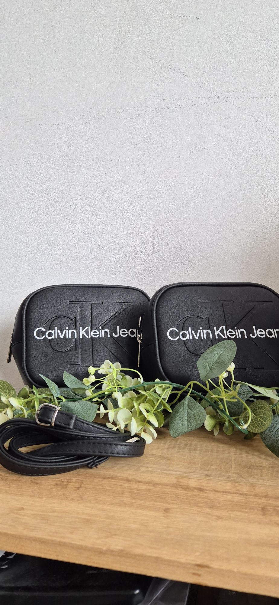 Чанти Calvin Klein