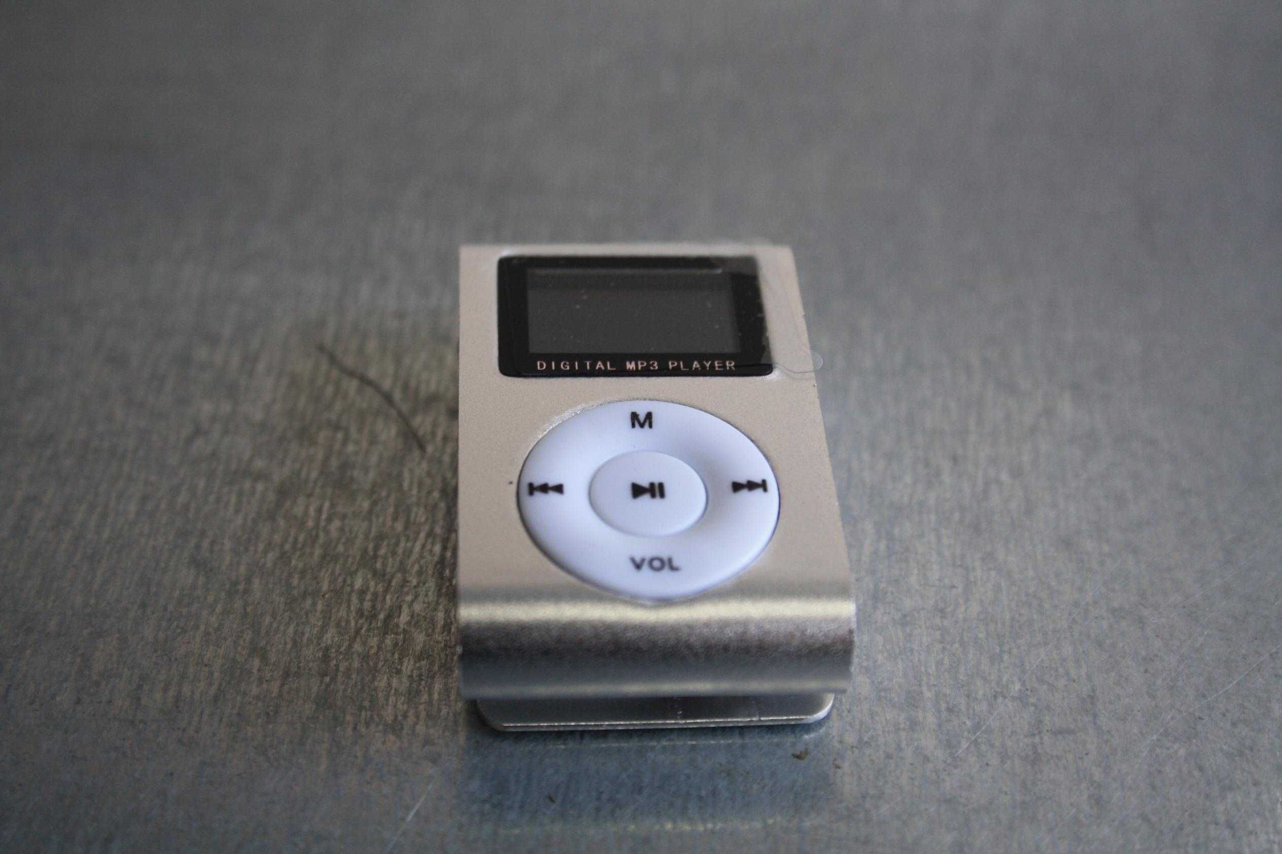 MP3 Player mini MP002 - Мп3 плеър мини със слот за карта и дисплей