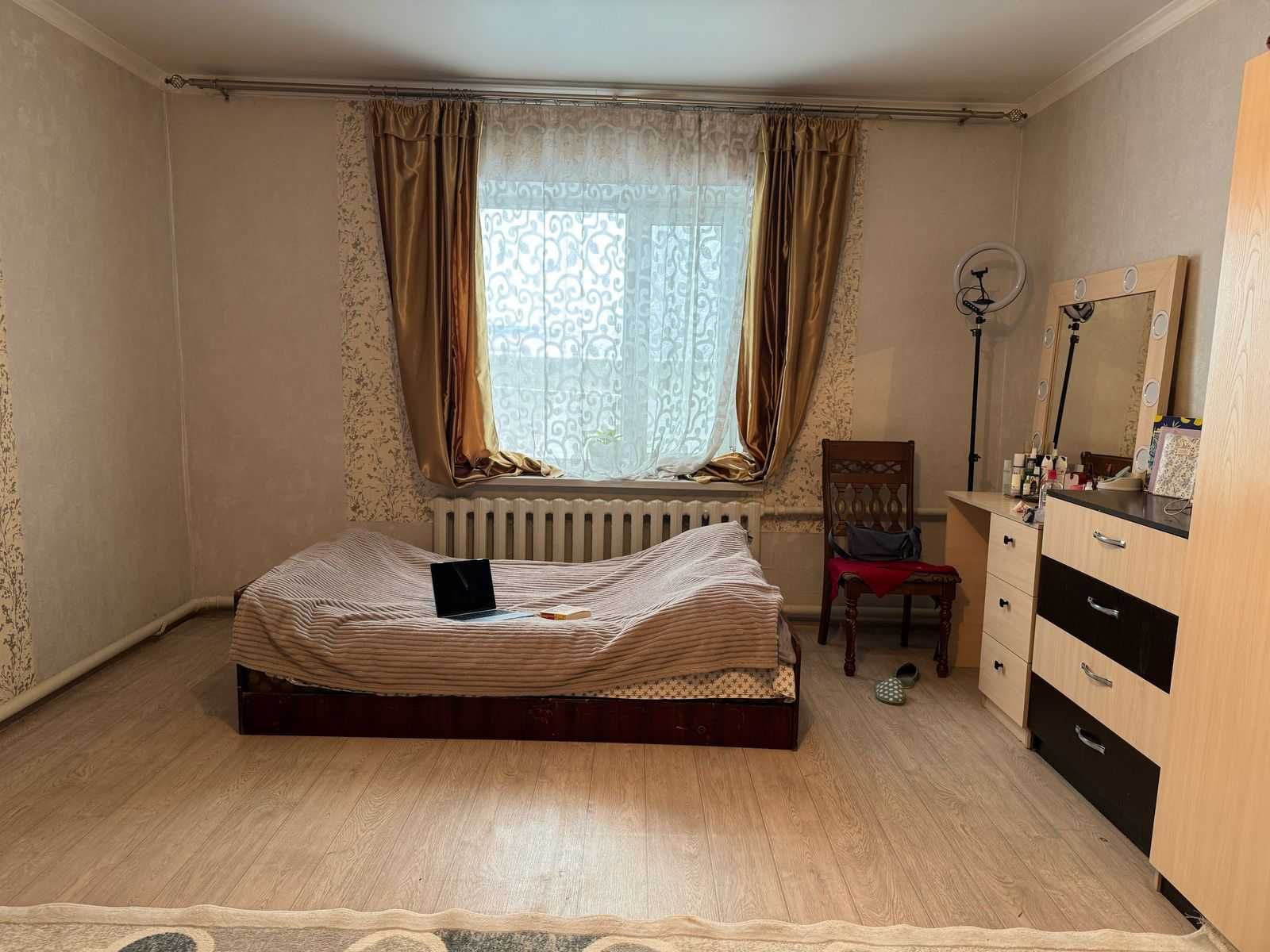 ОЧЕНЬ СРОЧНО! Продается домІІ ІВ селе Толе би. Отличный с ремонтом