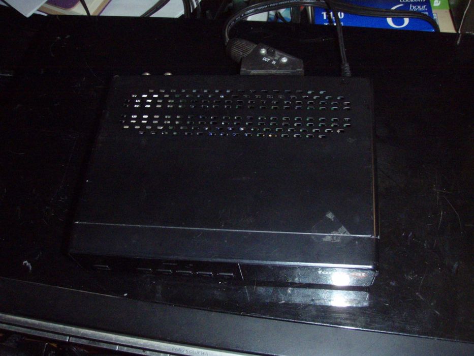 Receptor satelit SD (fara HDMI) Kaon KSF-ES270CO Focus Sat + cartela