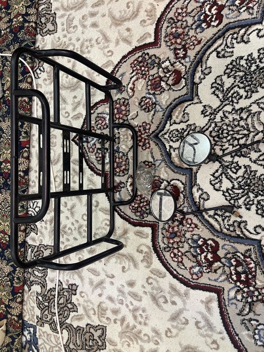 Bagajnik sotiladi srochni narxi 200.000 kelishiladi