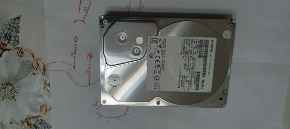 Хард диск (жёсткий диск) 1 тб, хорошом состояни, мало исползованаом
