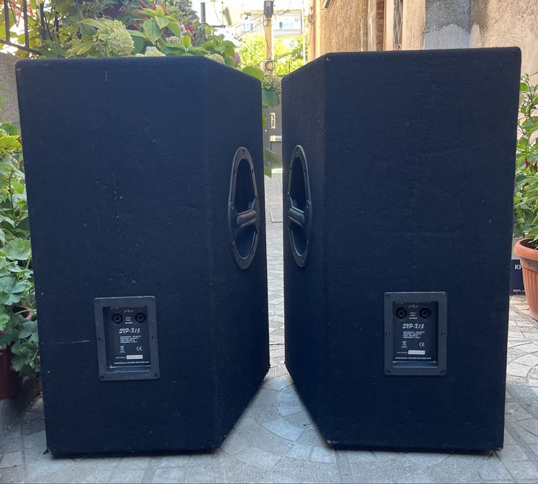 Стъпало Oberton B500 и 2 пасивни 15” тонколони Wharfedale Pro SVP-X15