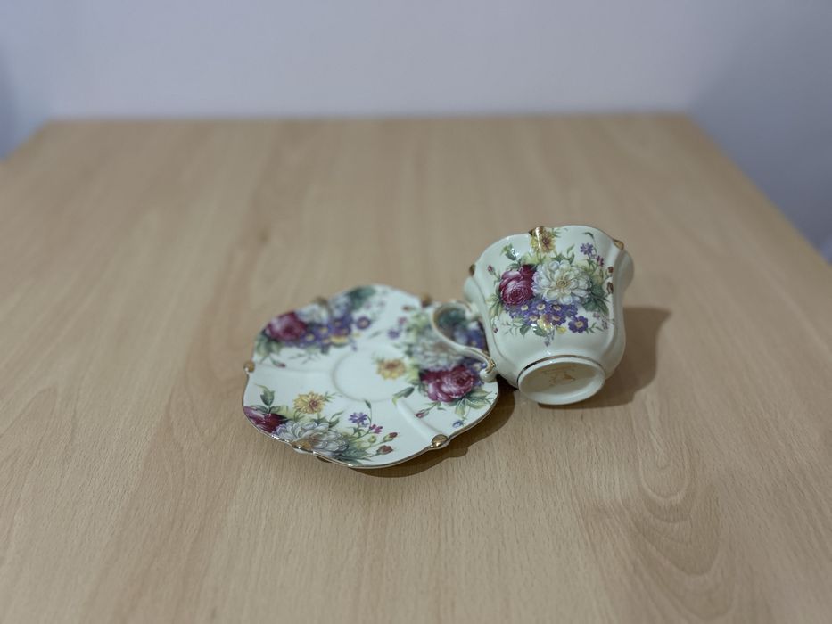 Set farfurie si ceasca Kingensin - pictat manual